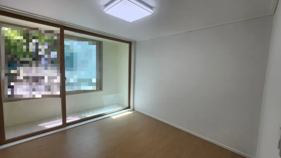 일산동구 32평 아파트 방 합지 도배 뒤